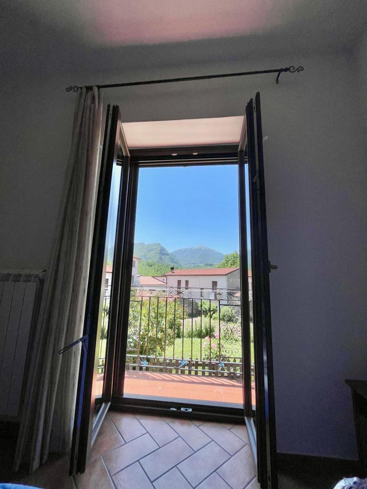 Appartamento Albori San Severino Lucano Camera foto